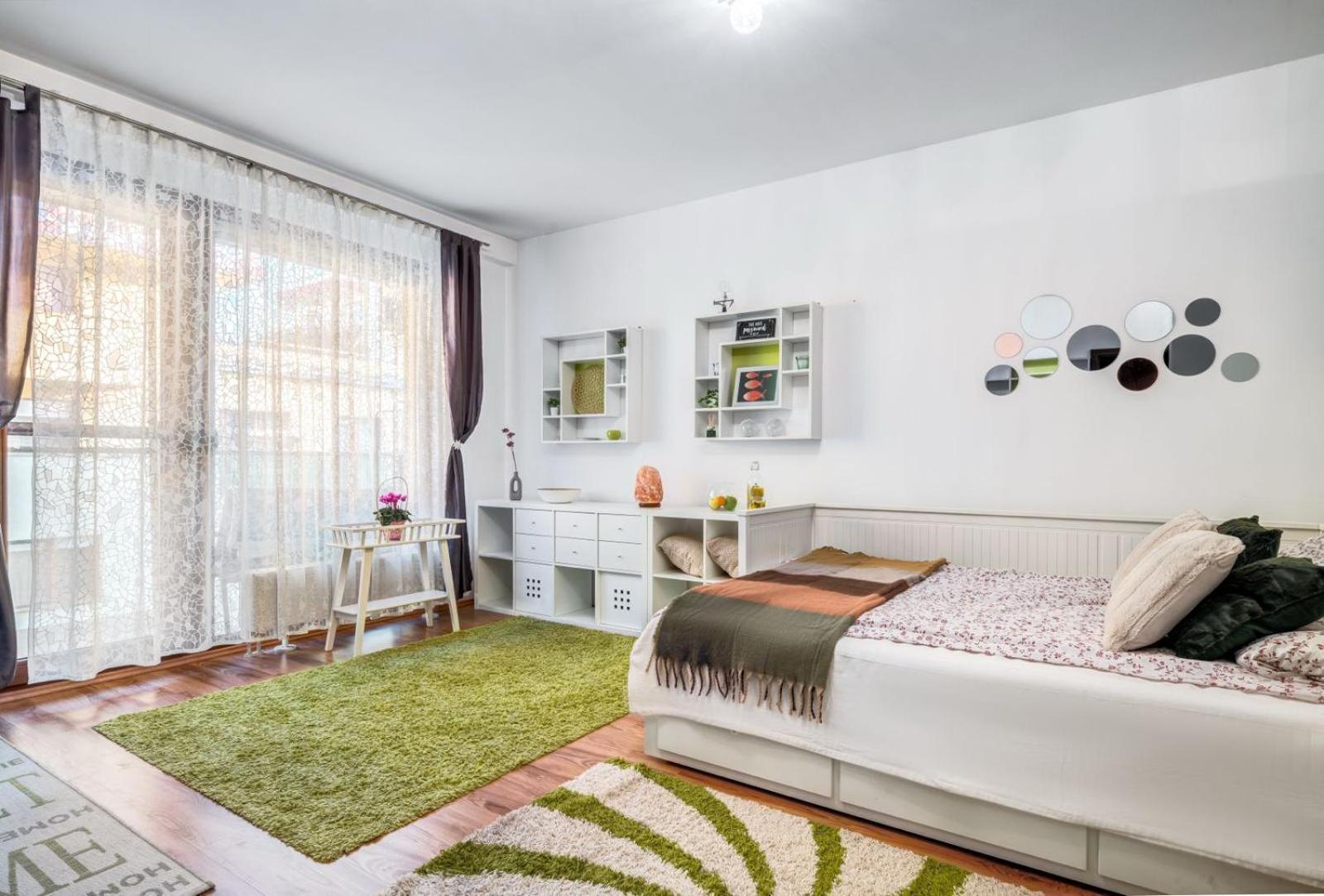 The Onyx Apartment *