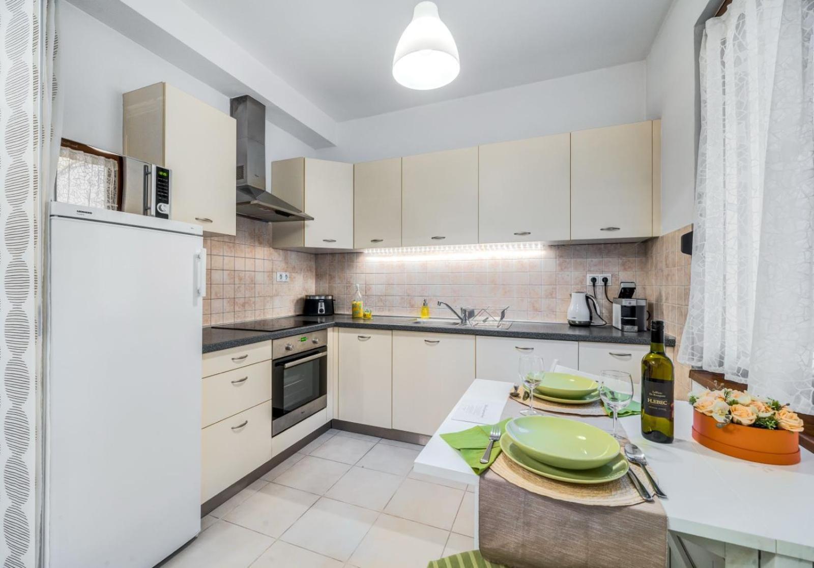 The Onyx Apartment